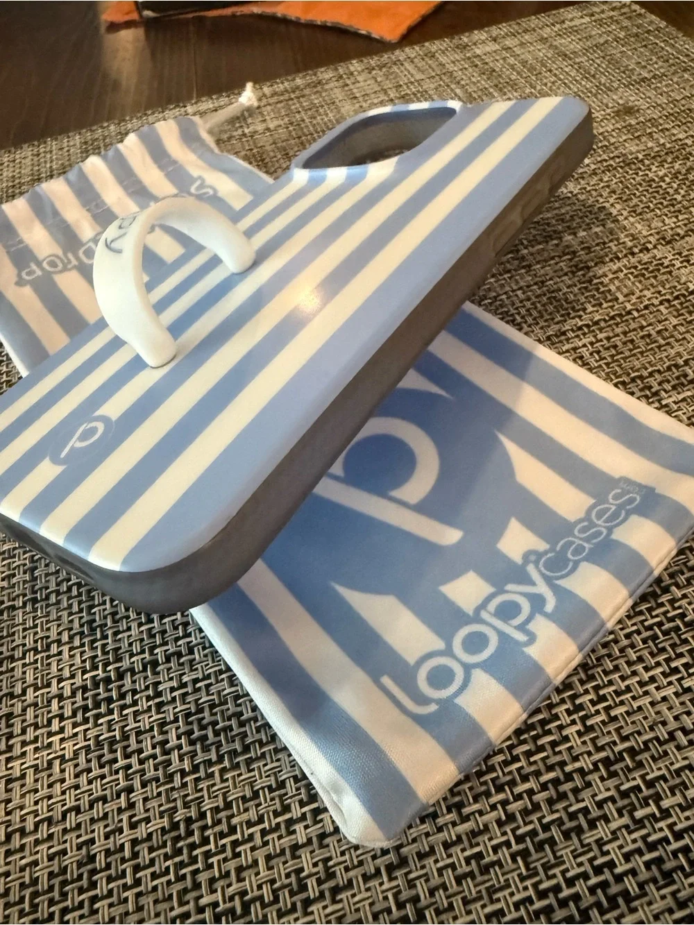 iPhone 16 Pro Max Loopy Case Blue Stripes